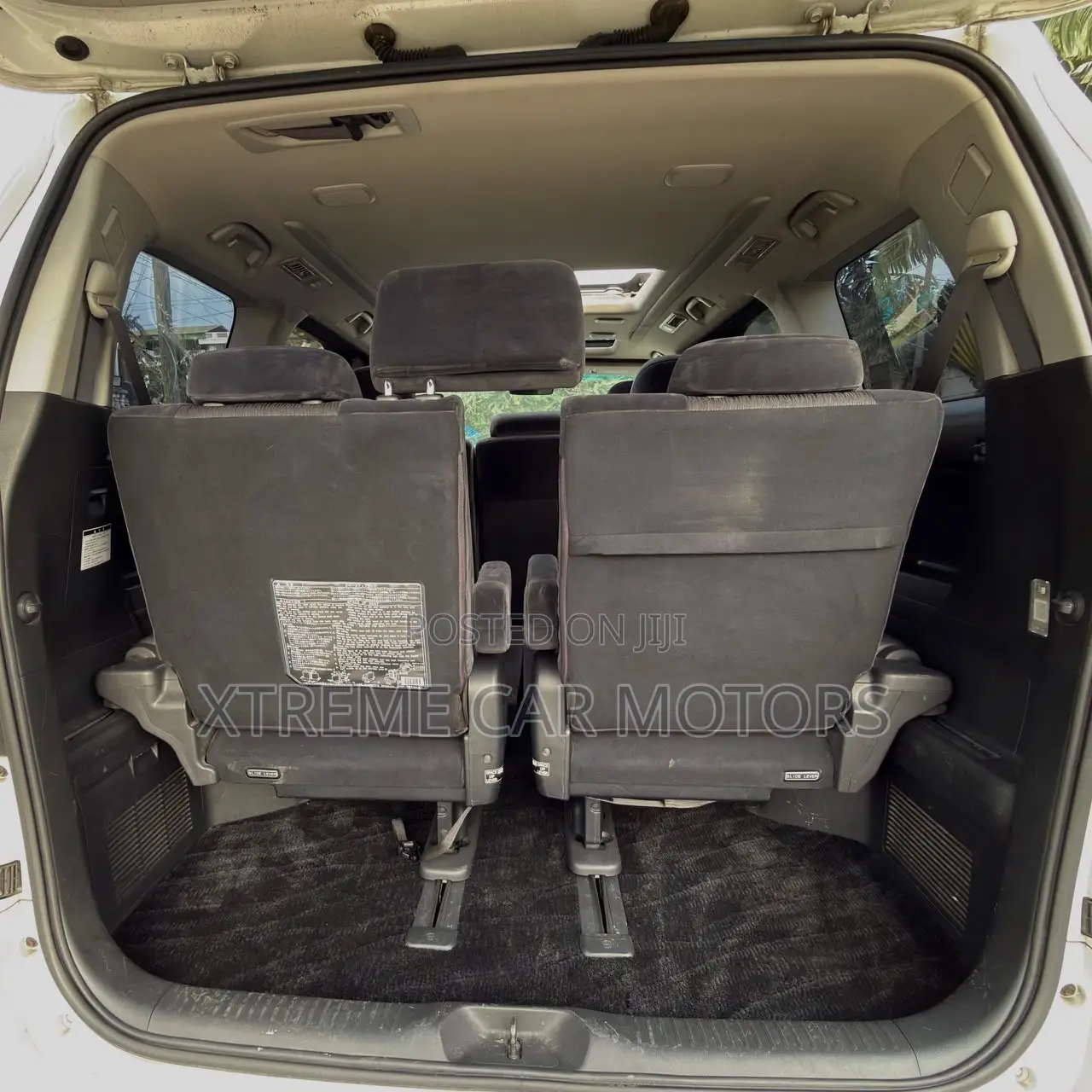 Toyota Alphard 2010 White