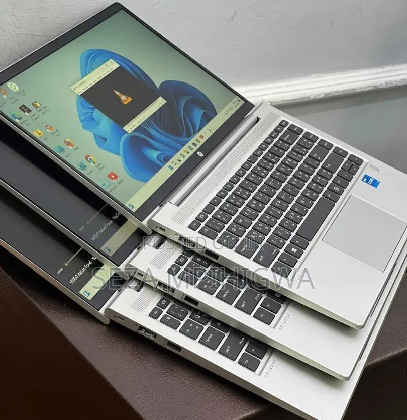 Laptop HP ProBook 440 8GB Intel Core i5 SSD 256GB