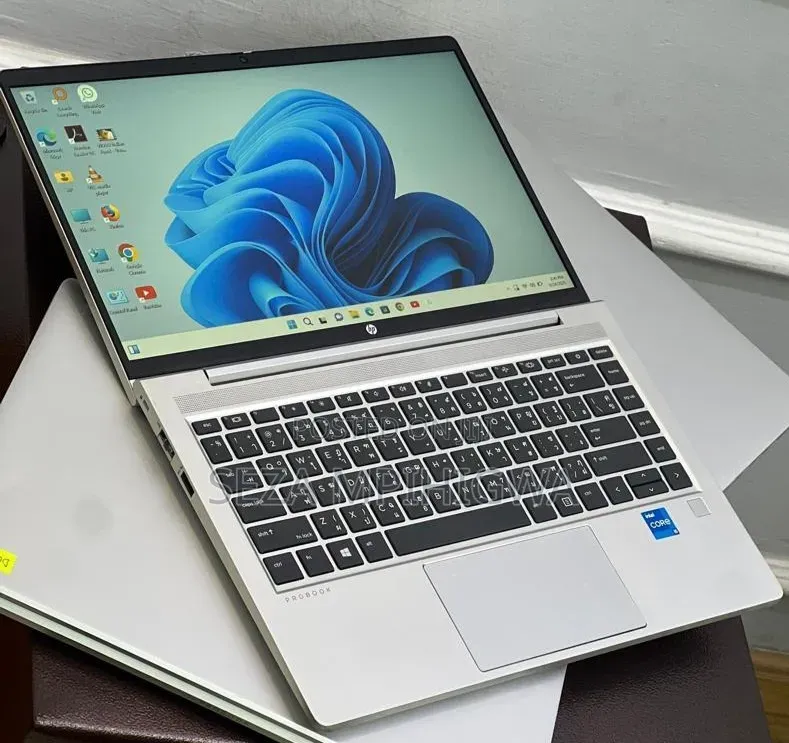 Laptop HP ProBook 440 8GB Intel Core i5 SSD 256GB