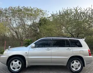 Toyota Kluger 2003 Silver