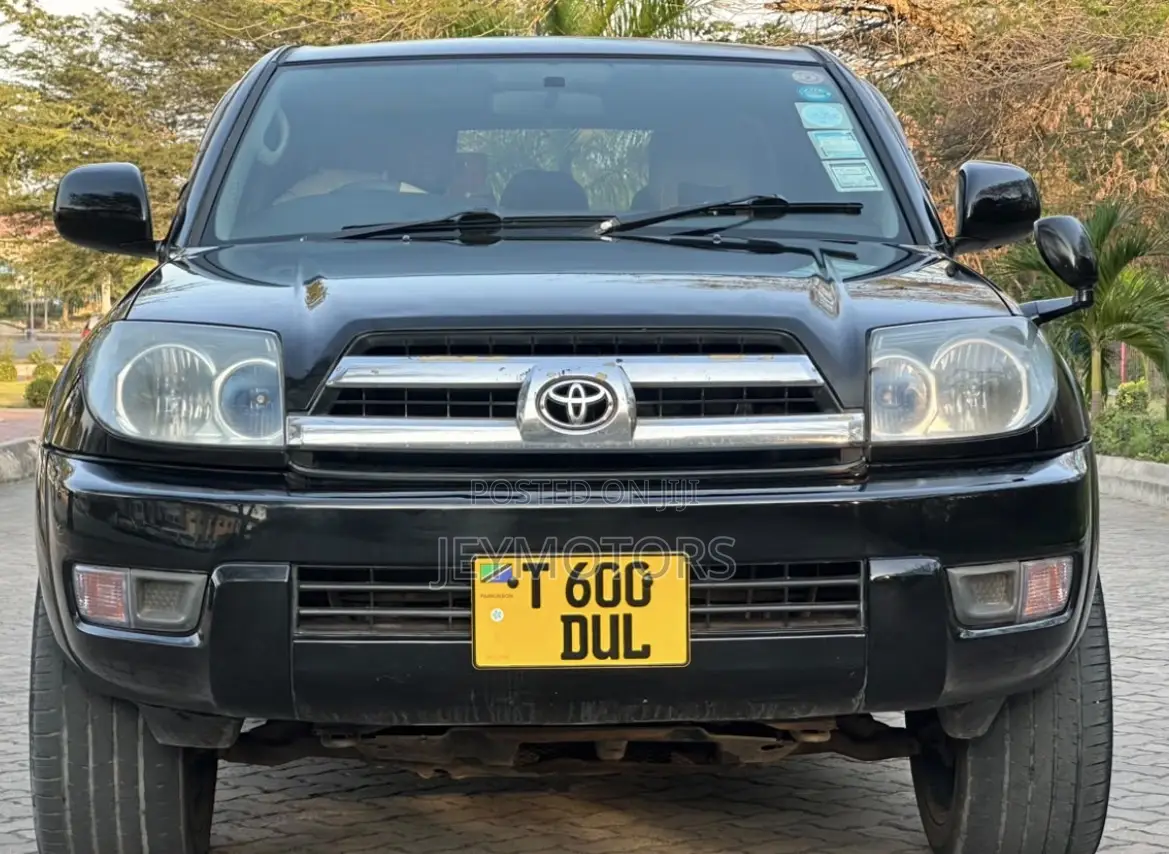 Toyota Hilux Surf 2004 Black