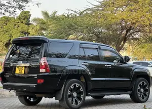 Toyota Hilux Surf 2004 Black