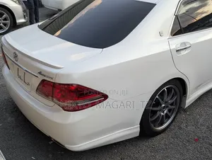Toyota Crown 2009 Off white