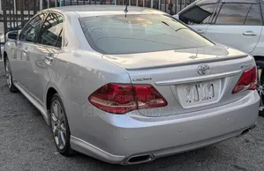 Toyota Crown 2009 Silver