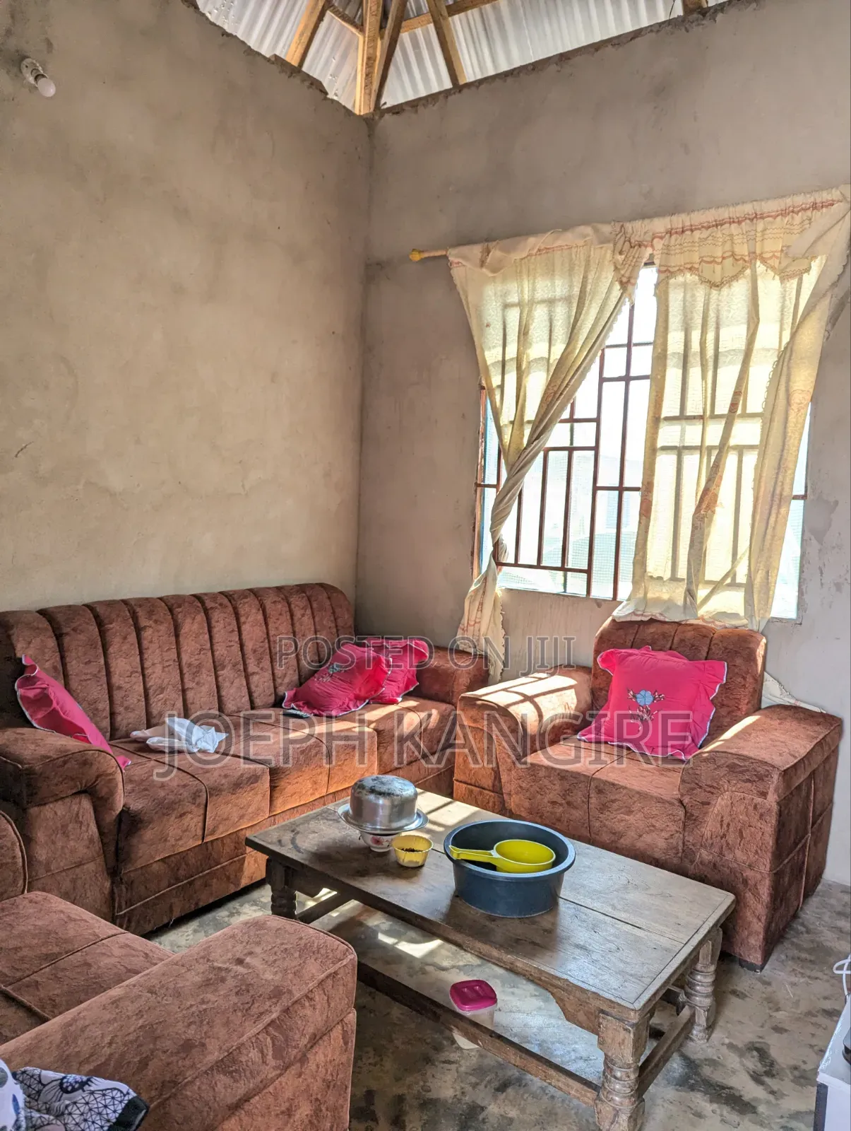 2bdrm House in Kapungu, Ukonga for sale