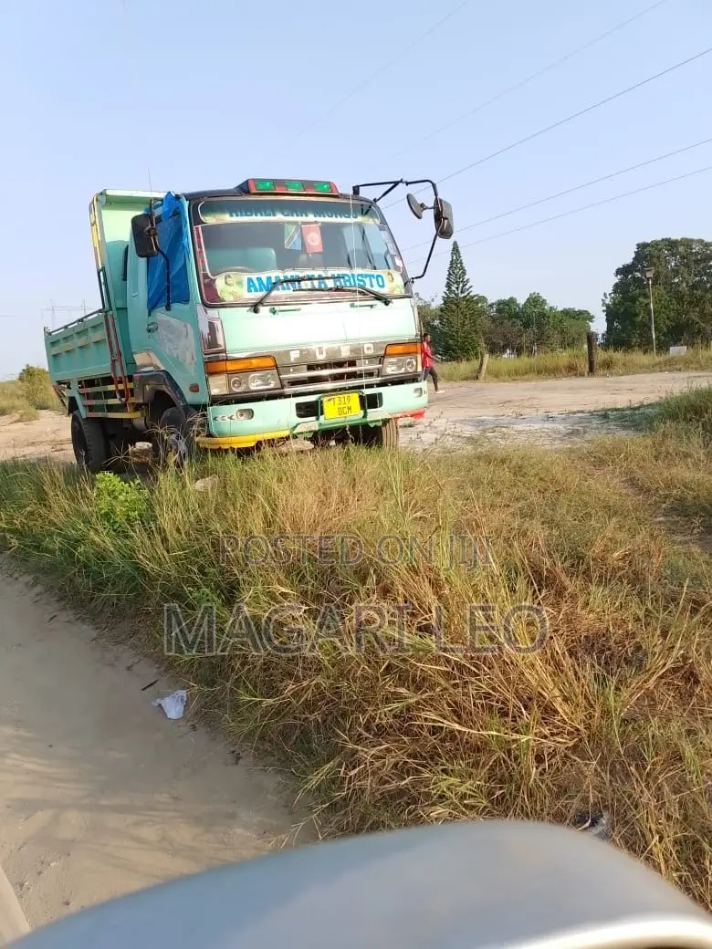 Mitsubishi Fuso Tipper