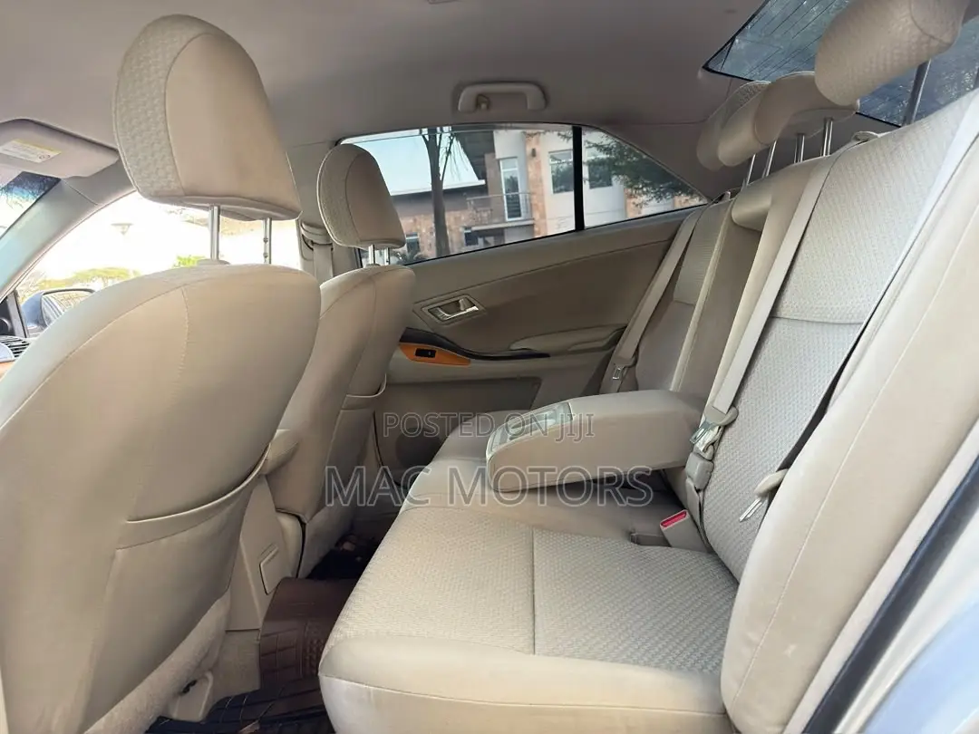 Toyota Premio 1.5 FWD 2009 Silver