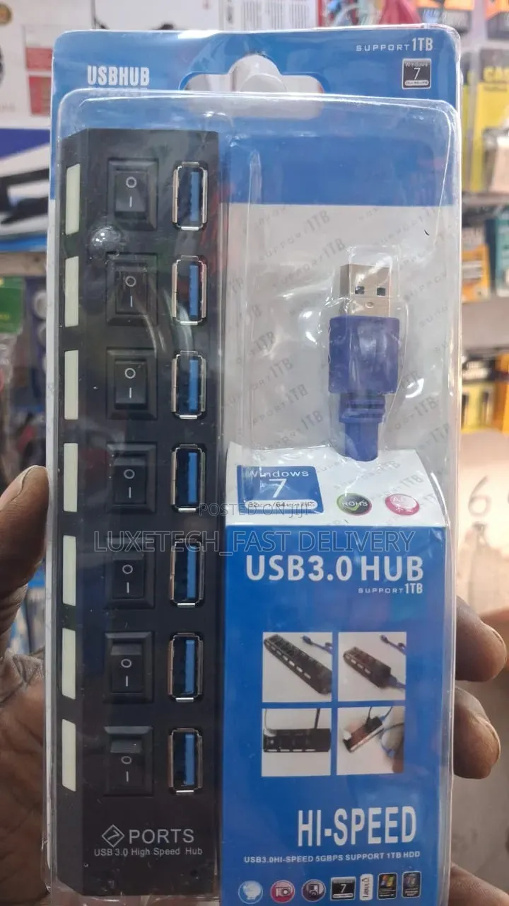 7-Port USB 3.0 High-Speed Hub With Individual Power Switches