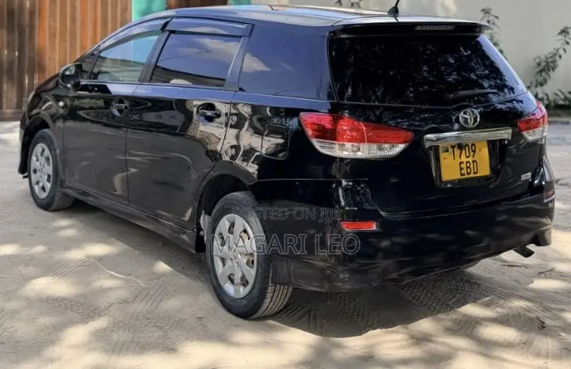 Toyota Wish 2010 Black
