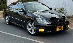 Toyota Crown Royale 2005 Black