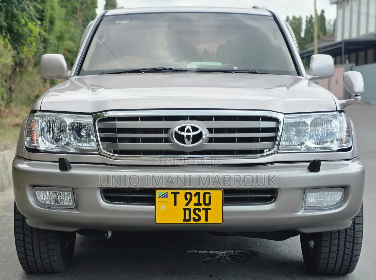 Toyota Land Cruiser 2000 Silver