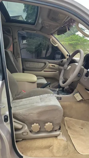 Toyota Land Cruiser 2000 Silver