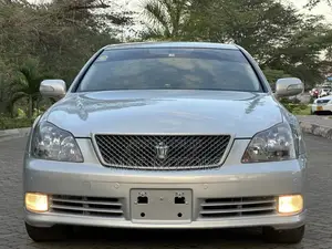 Toyota Crown 2005 Silver