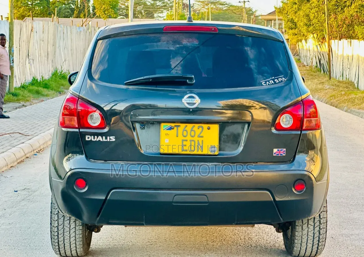 Nissan Dualis 2010 Black