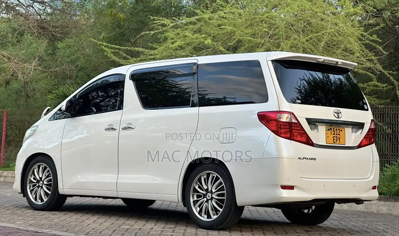 Toyota Alphard 2009 White