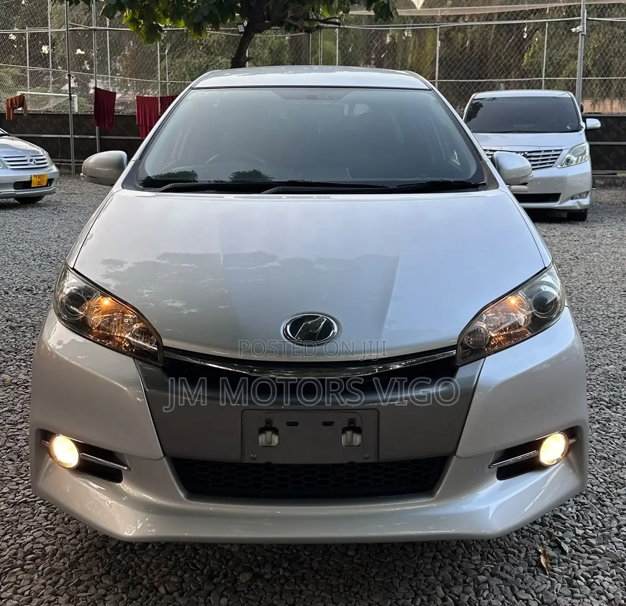 Toyota Wish 2012 Silver