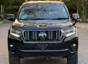 Toyota Land Cruiser Prado 2.8 2022 Black