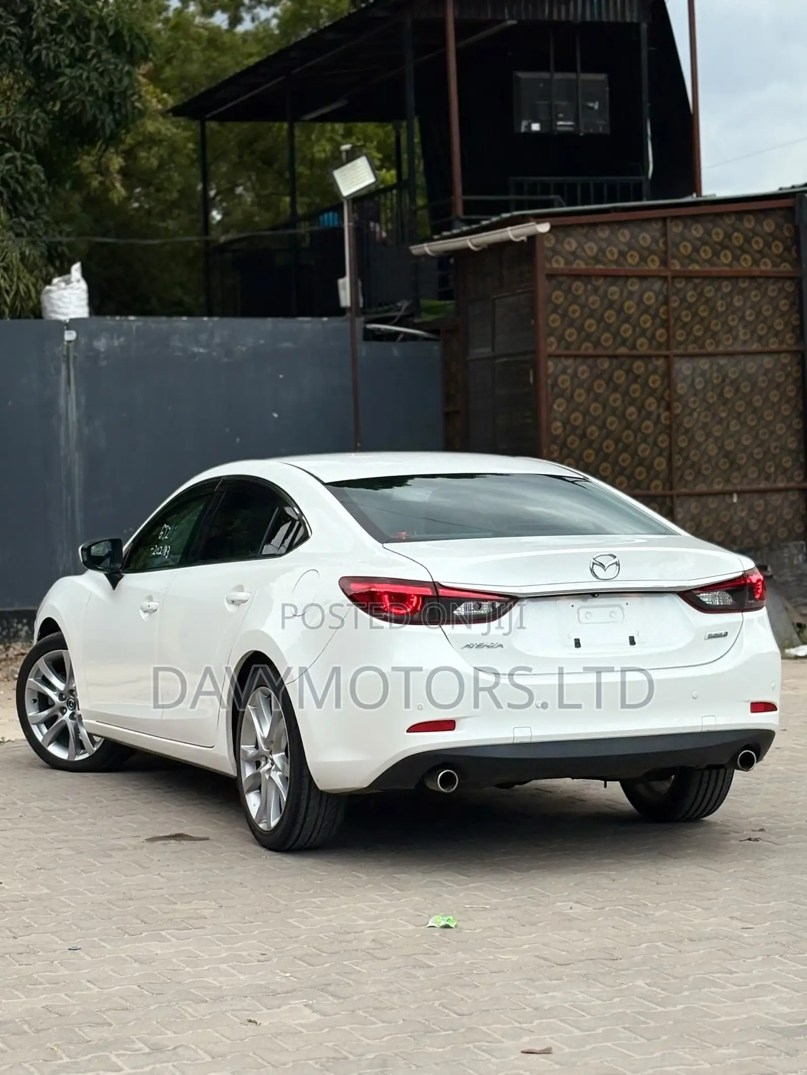 Mazda Atenza 2015 White