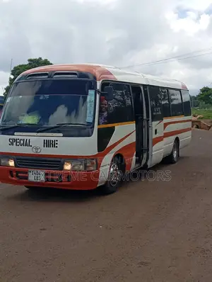 Toyota Coaster 2007
