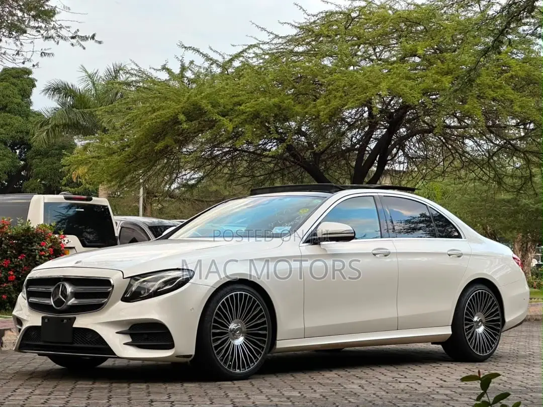 Mercedes-Benz E200 2016 White