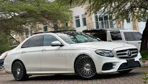 Mercedes-Benz E200 2016 White