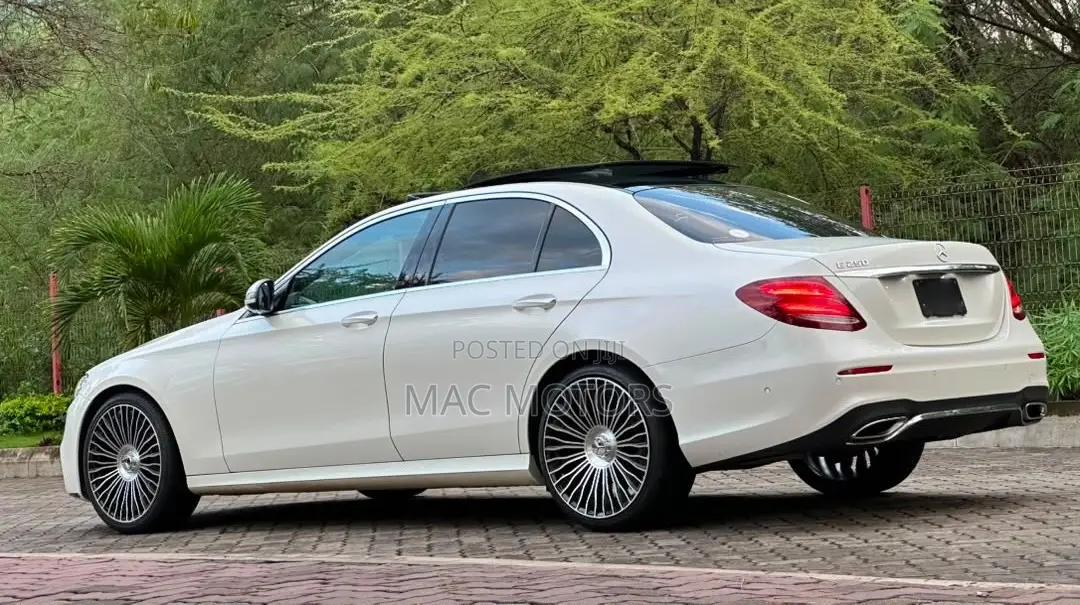 Mercedes-Benz E200 2016 White