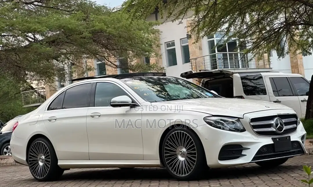 Mercedes-Benz E200 2016 White