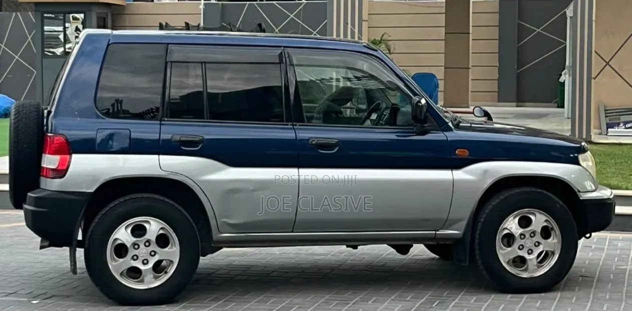 Mitsubishi Pajero Mini 2000 Blue