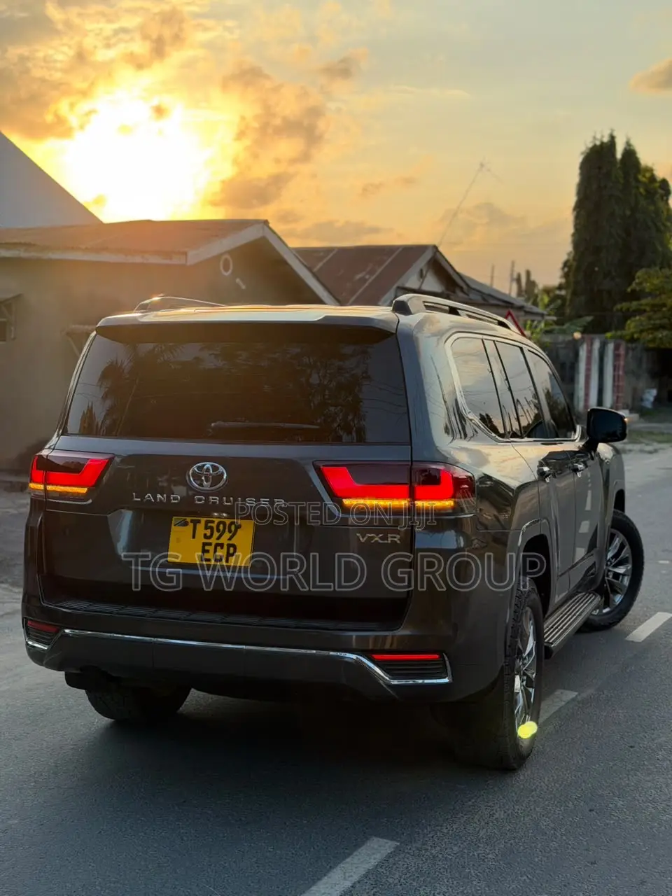 Toyota Land Cruiser 3.3 Diesel 4WD 2022 Gray