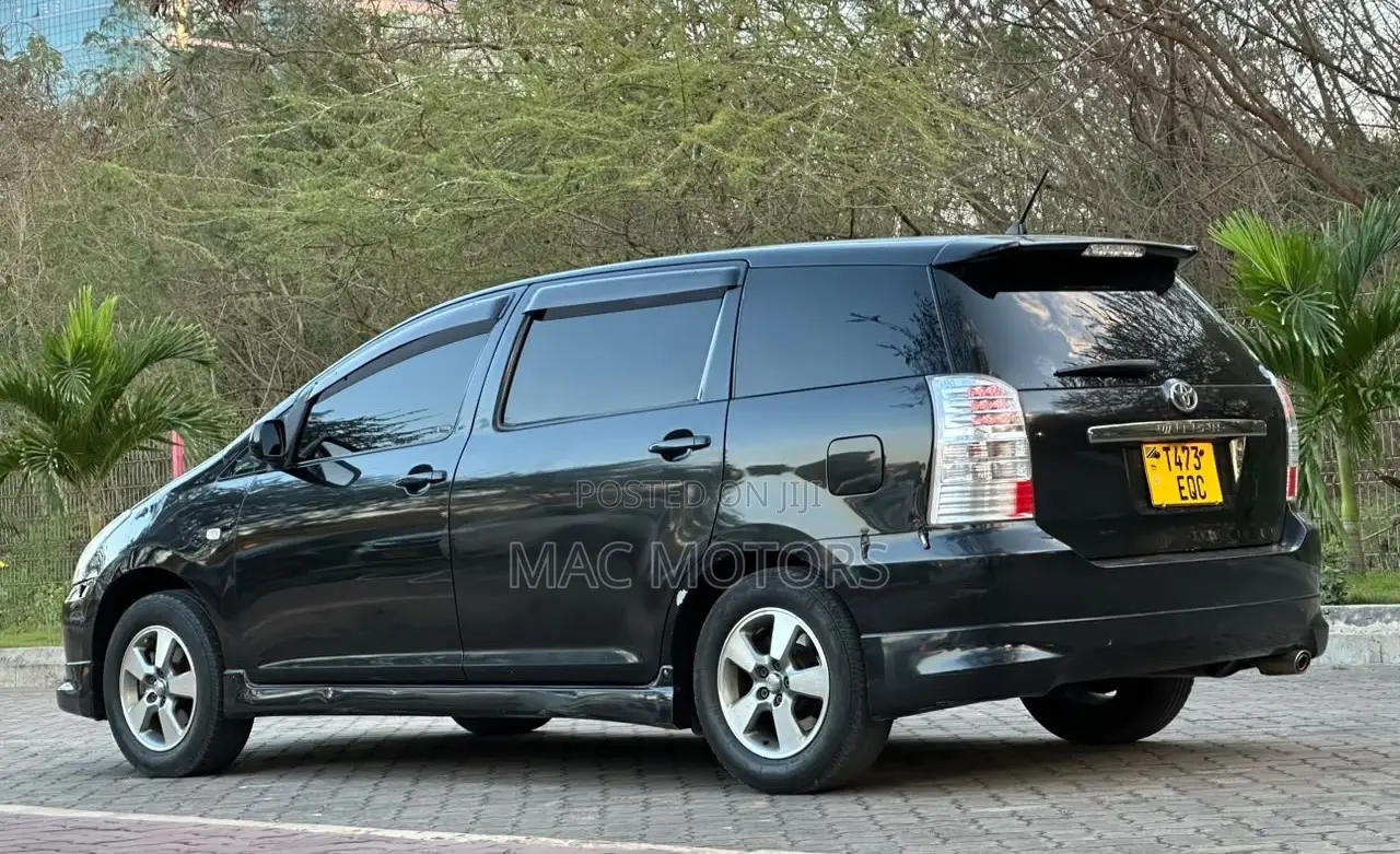 Toyota Wish 2005 Black