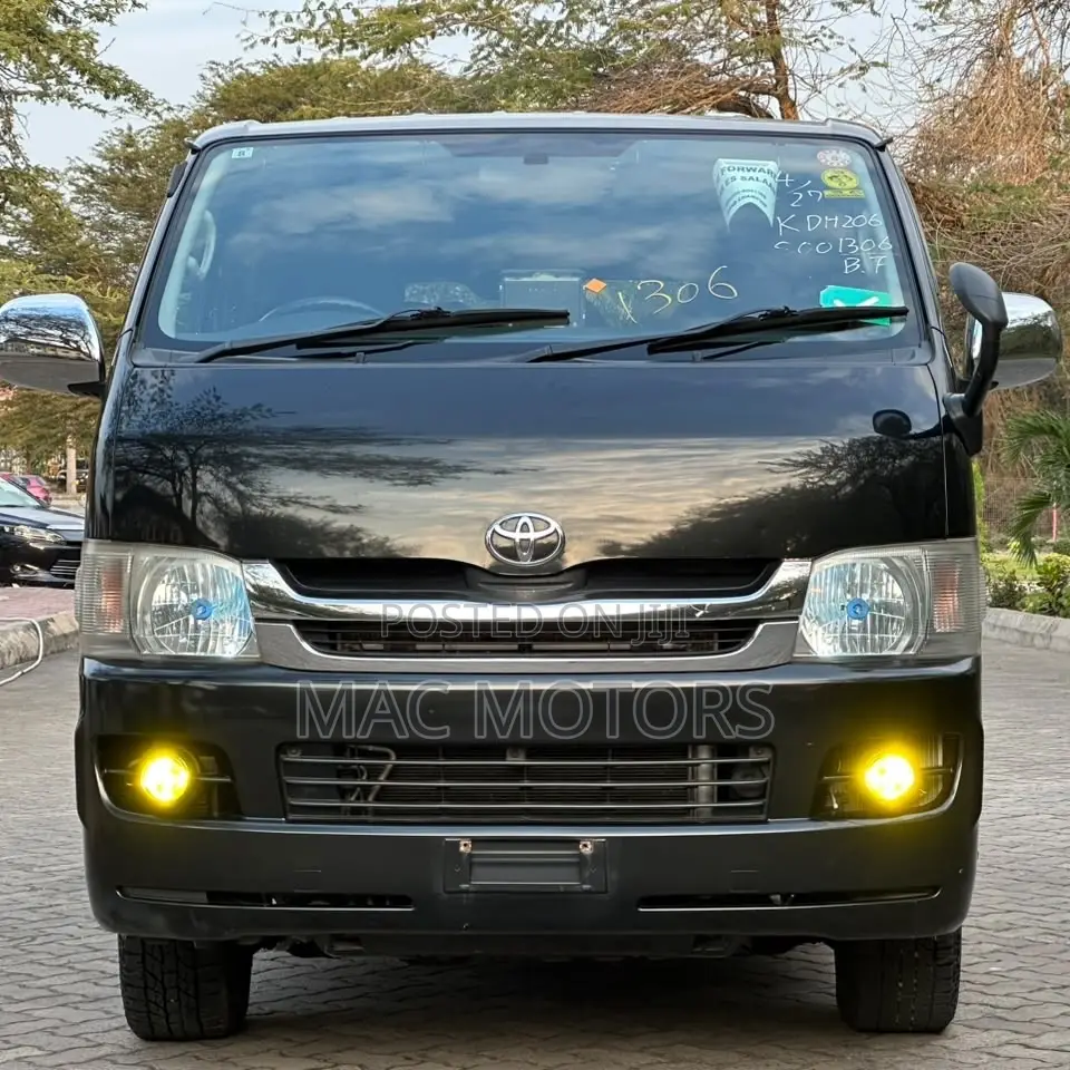 Toyota HiAce 2007 Black