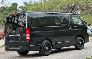 Toyota HiAce 2007 Black