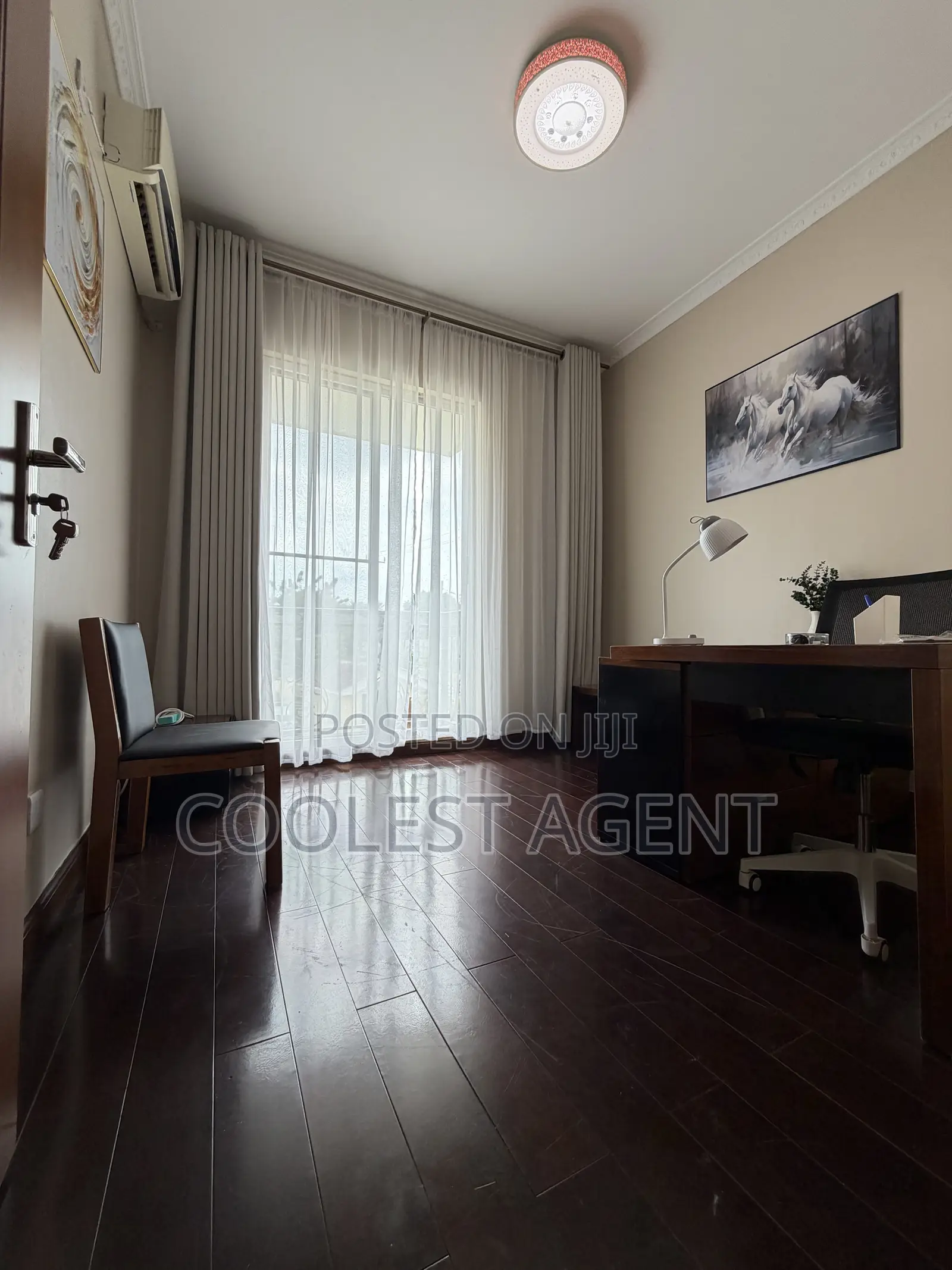 Furnished 2bdrm Apartment in Coolest Estate, Oyster Bay for rent