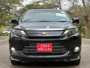 Toyota Harrier 2.0 2014 Black