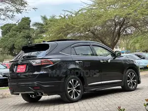 Toyota Harrier 2.0 2014 Black