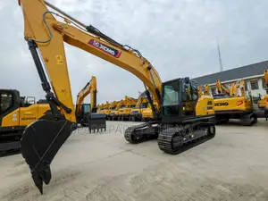 Excavator Xe215c G