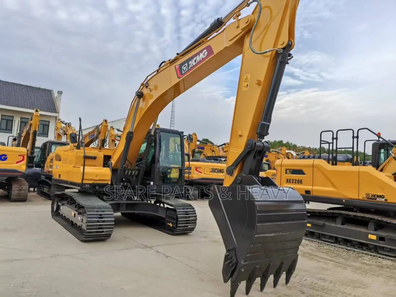Excavator Xe215c G