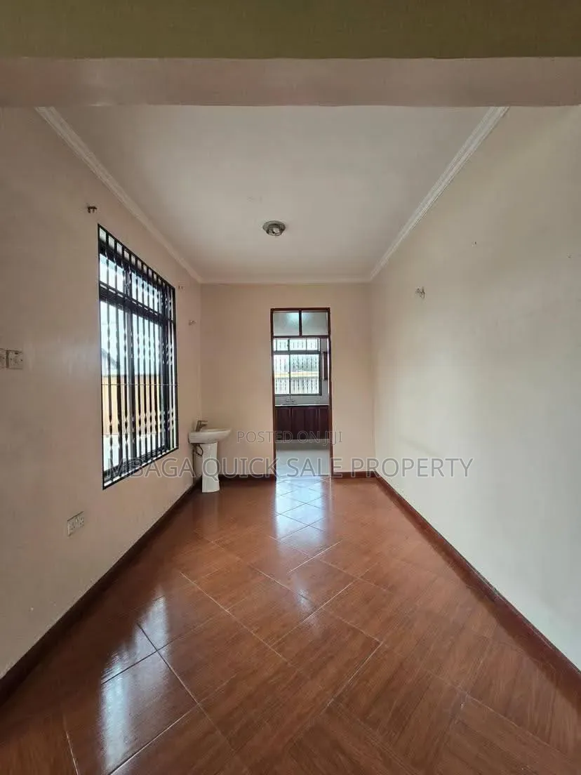 2bdrm House in Mikocheni for rent