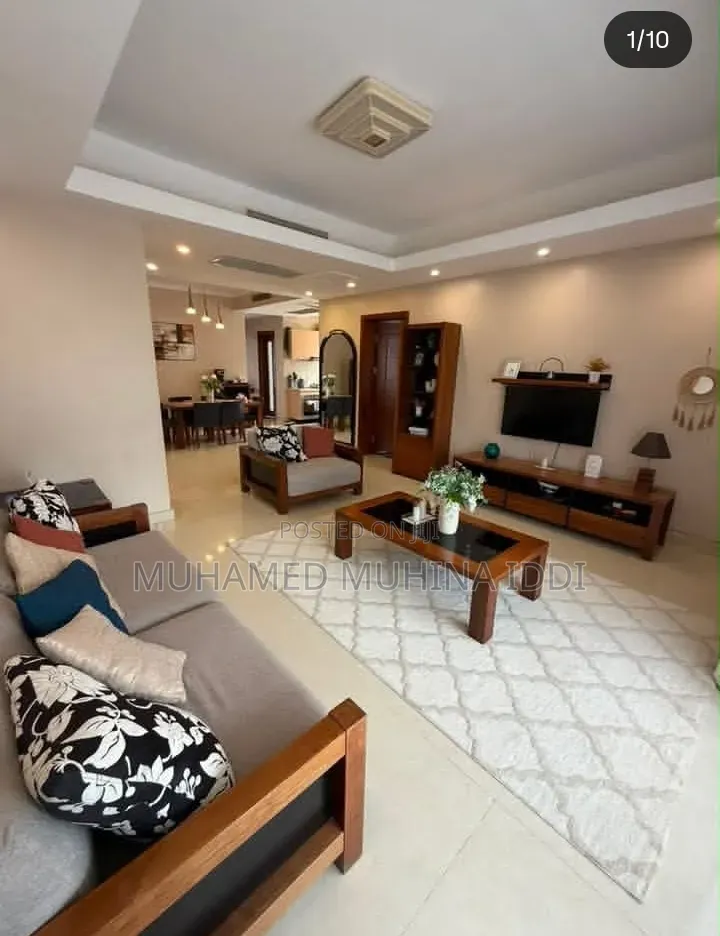 Furnished 2bdrm Apartment in Oyster Bay for rent