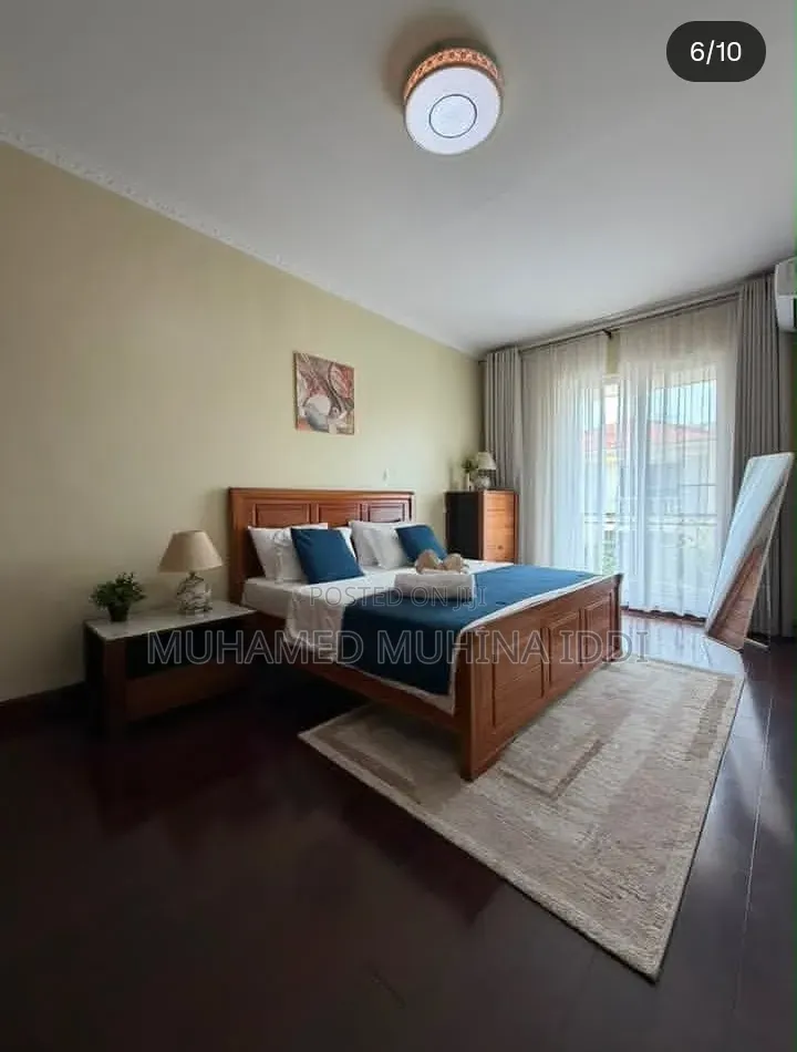 Furnished 2bdrm Apartment in Oyster Bay for rent