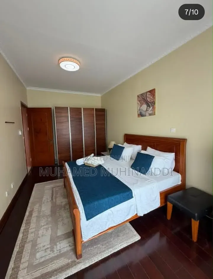Furnished 2bdrm Apartment in Oyster Bay for rent