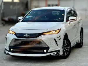 Toyota Harrier 2.0 2021 White