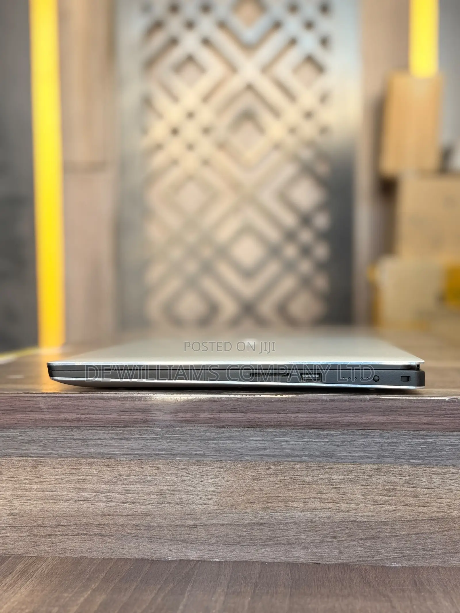 New Laptop Lenovo Yoga 7 15ITL5 32GB AMD Ryzen 7 SSD 1T
