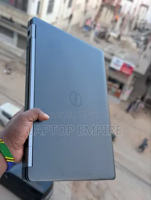 Laptop Dell 8GB Intel Core i5 HDD 500GB