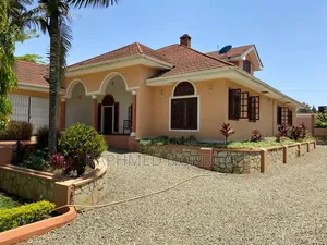5bdrm House in Tanzania Realestates, Njiro for sale