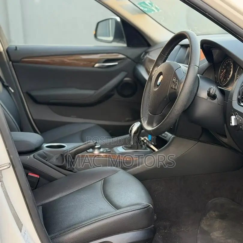 BMW X1 2012 Pearl
