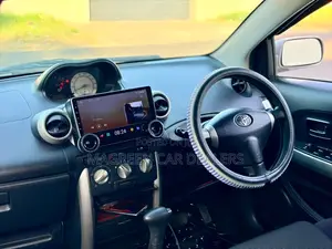 Toyota IST 2005 Gold