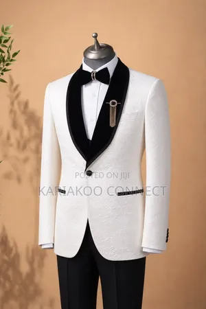 Sharp Lock Fashion