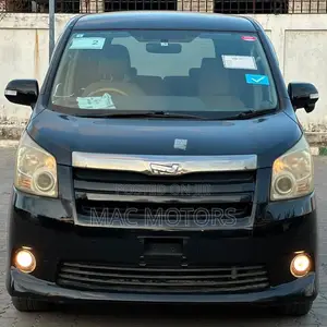 Toyota Noah 2009 Black