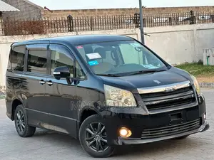 Toyota Noah 2009 Black